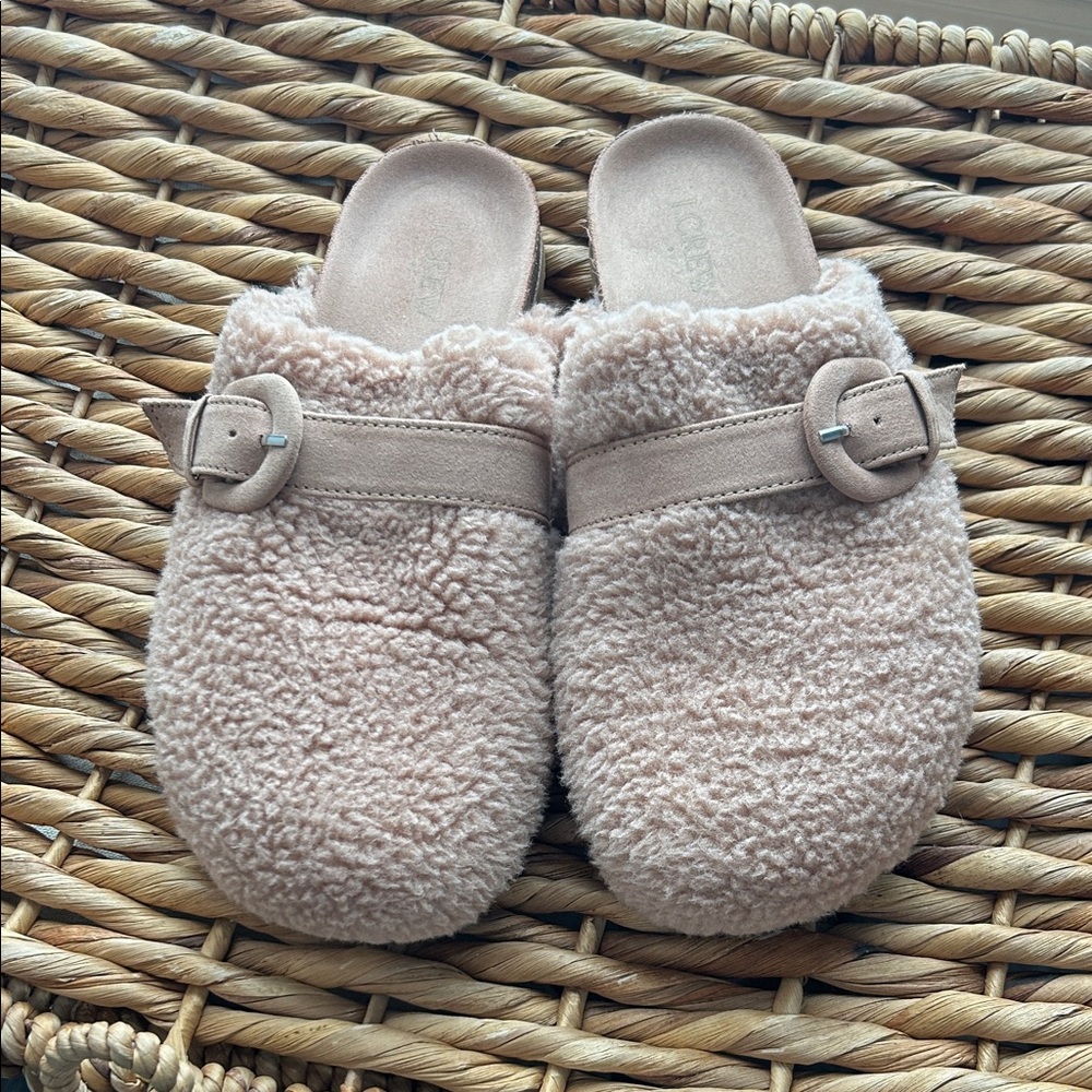 J. Crew Women's Fuzzy Slippers in Soft Pink
